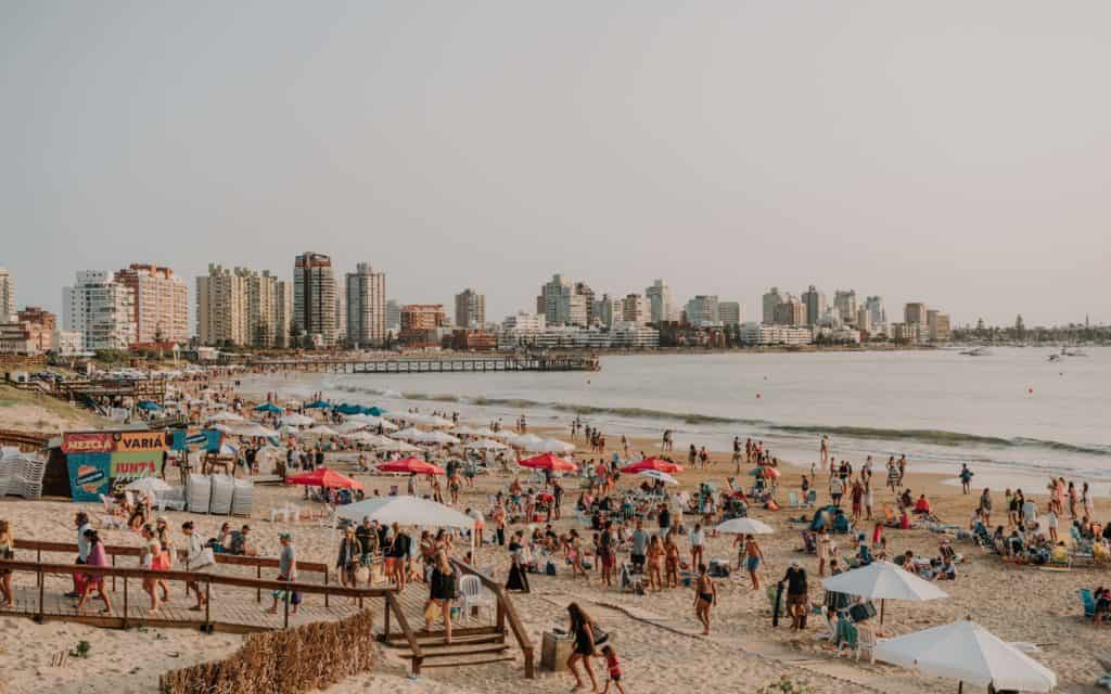 plaża w Punta del Este ciekawe miejsca w Urugwaju