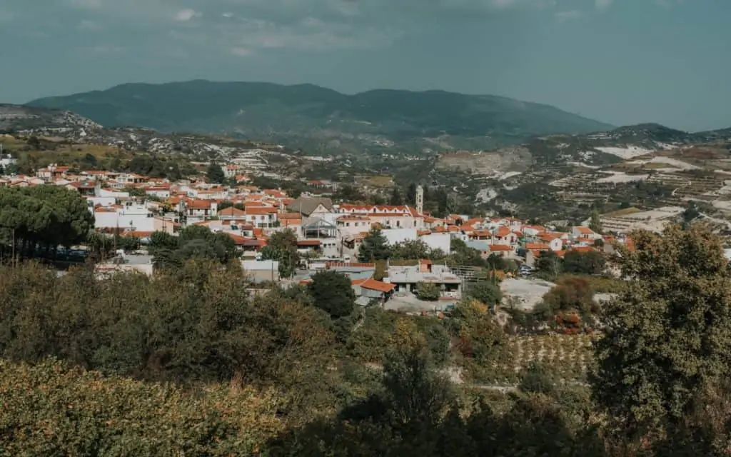 widok na Omodos najlepsze miejsca na Cyprze