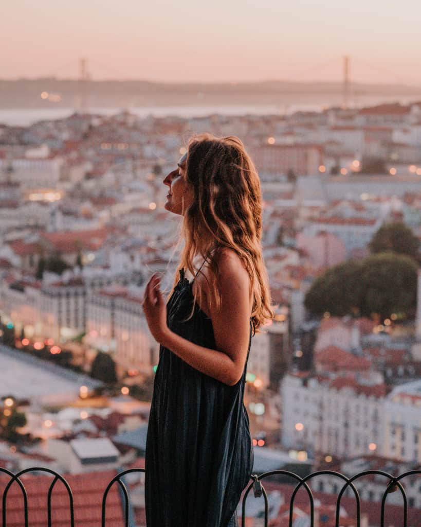 zachód słońca nad Lizbona Portugalia