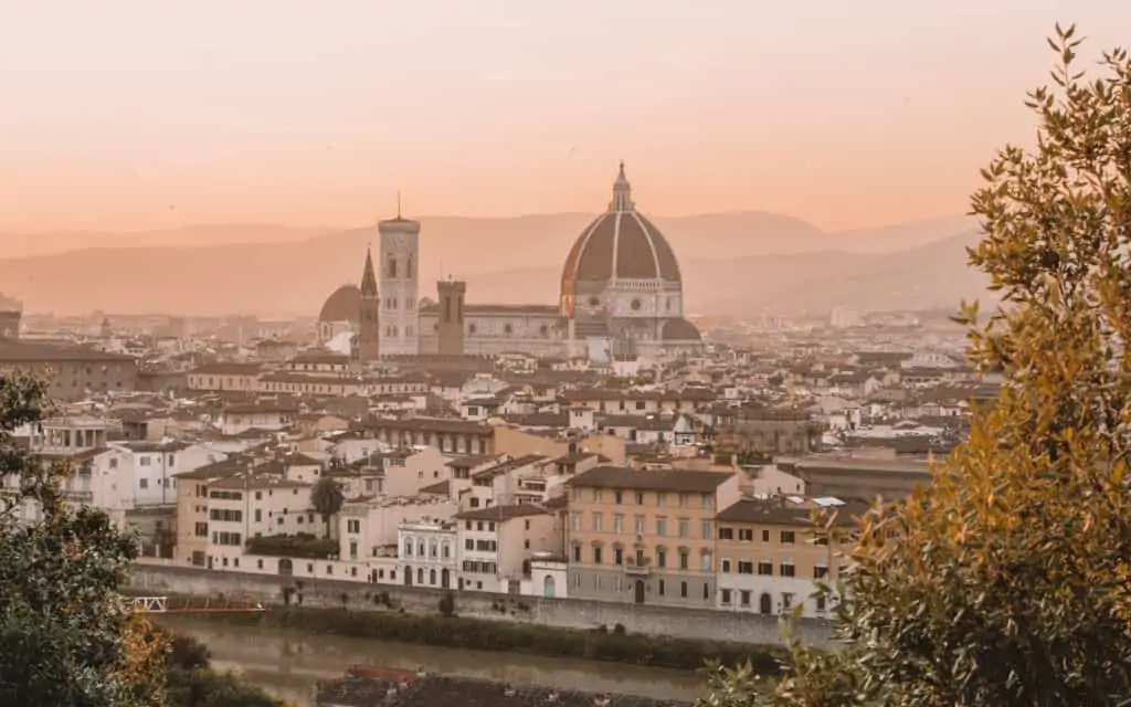 Florencja zachód słońca z placu Michała Anioła Toskania Włochy