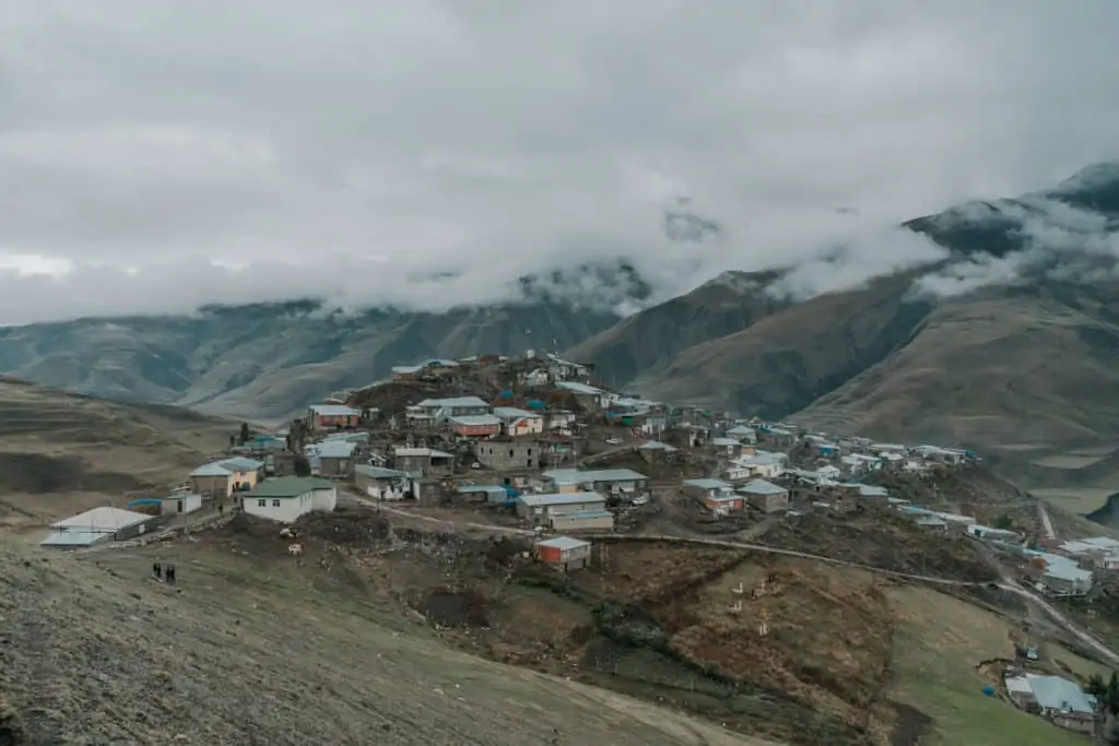 hinalung górska wioska w Azerbejdżanie przewodnik