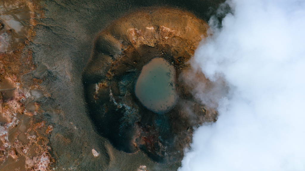 Przewodnik po Islandii Gunnuhver Hot Springs